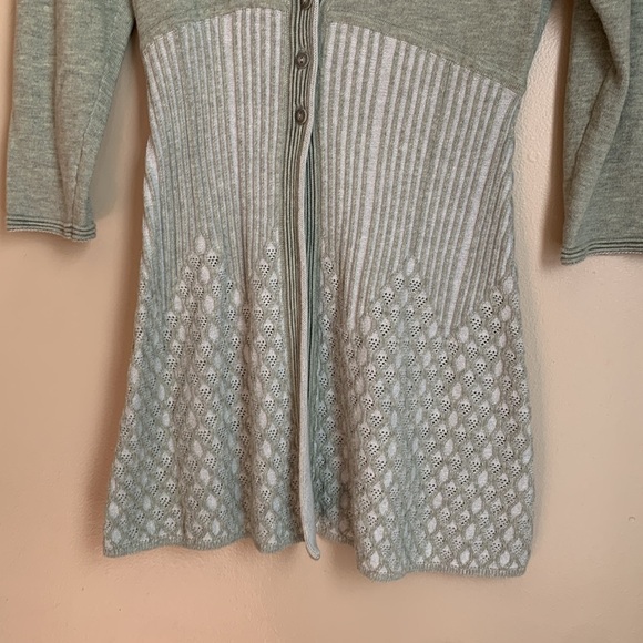 Anthropologie Rosie Neira Brunswick Gray 3 button Cardigan Size Medium - Picture 2 of 7